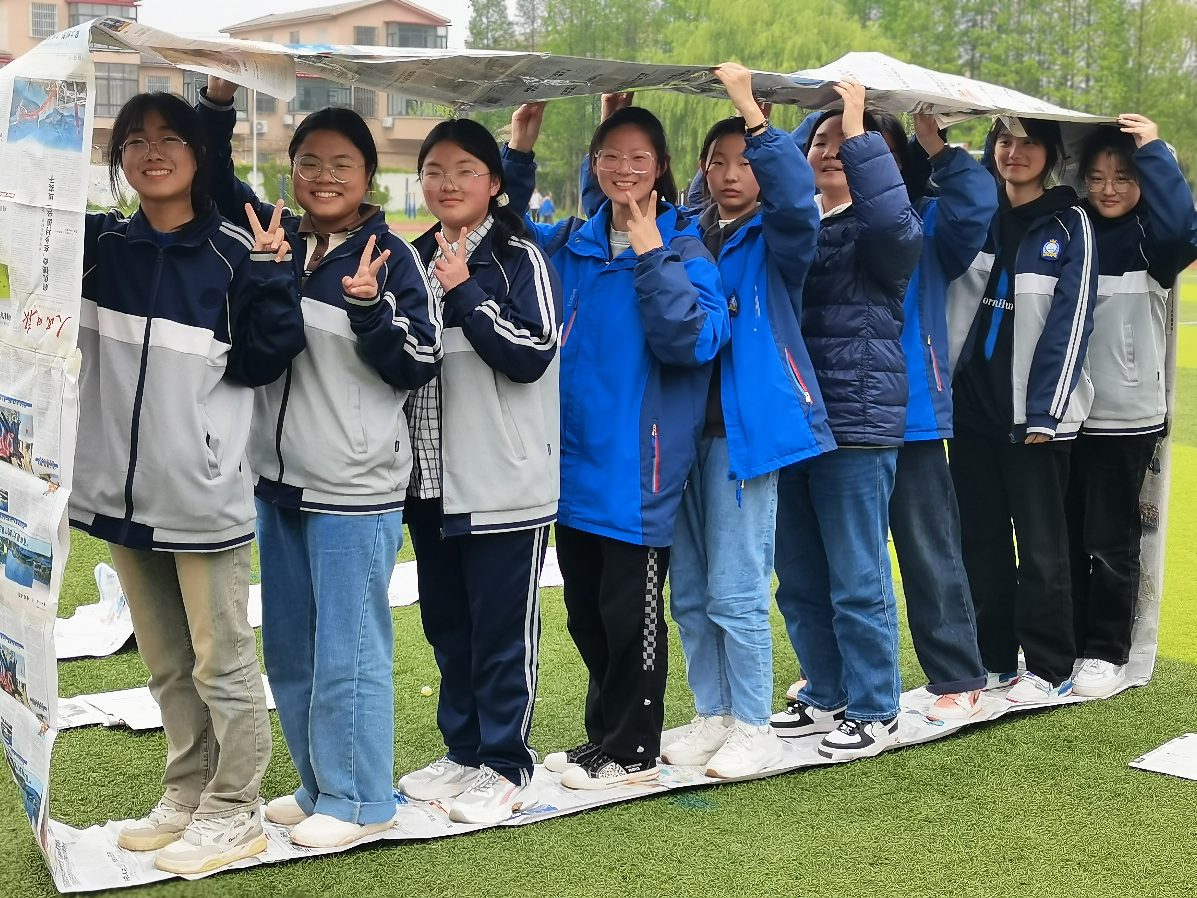 开设户外团体心理课AG真人海头高中：(图2)