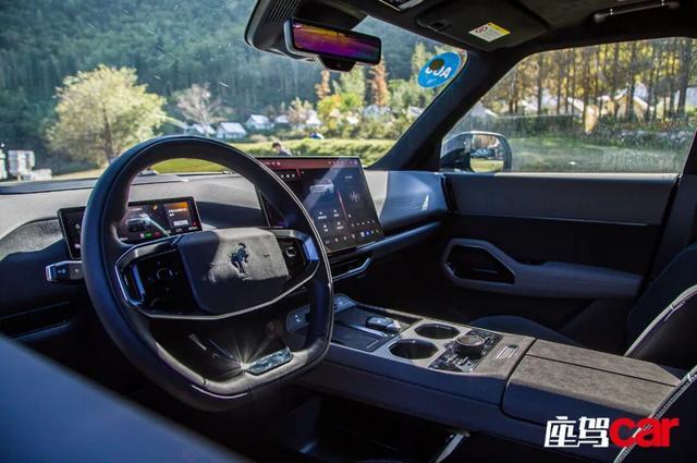 驾福特智趣烈马 CAR REVIEWSAG真人百家乐全地形露营SUV——试(图2)