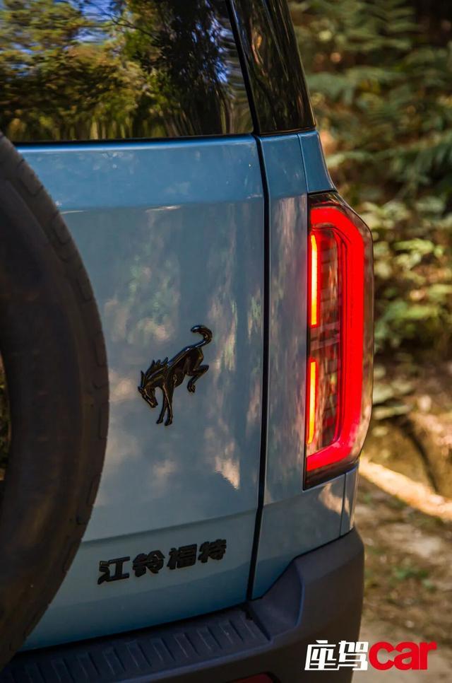 驾福特智趣烈马 CAR REVIEWSAG真人百家乐全地形露营SUV——试(图5)