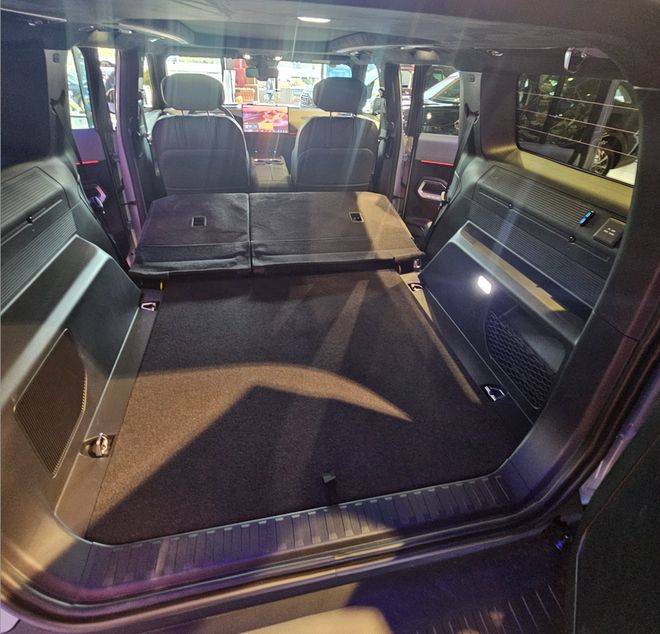 能装下整个生活的“全地形露营SUV”AG